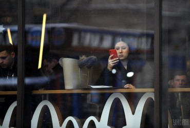 Android чи iPhone: названо найпопулярніші смартфони в Україні в 2023 році