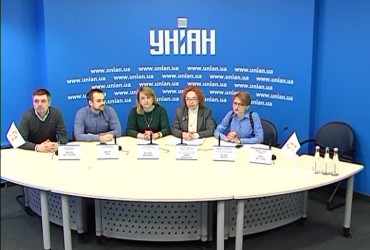Меблевий бізнес рятує освіту