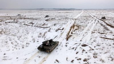 Pictures Tank drills in Ukraine's Chernihiv region 19 February 2019