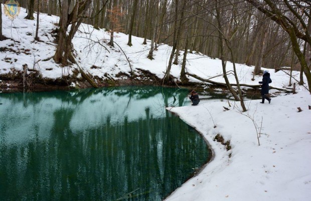 На Львівщині для туристів відкриють унікальні водойми "Сині вікна"