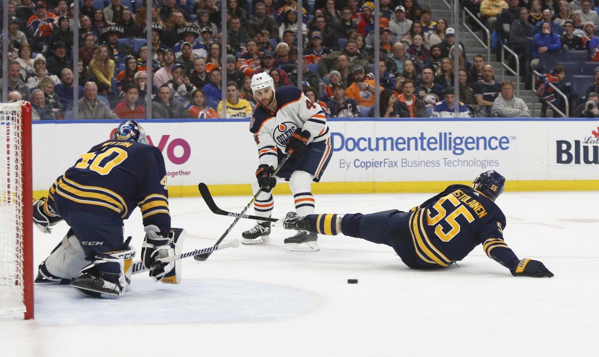 Баффало - Едмонтон / REUTERS