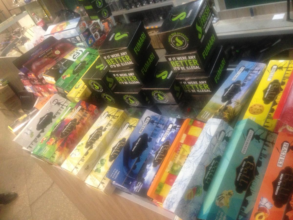 На Тернопільщині вилучили партію незаконно ввезеного кальянного тютюну (Фото)