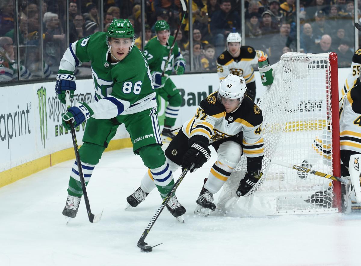 Бостон обыграл Каролину и продлил победную серию / Reuters