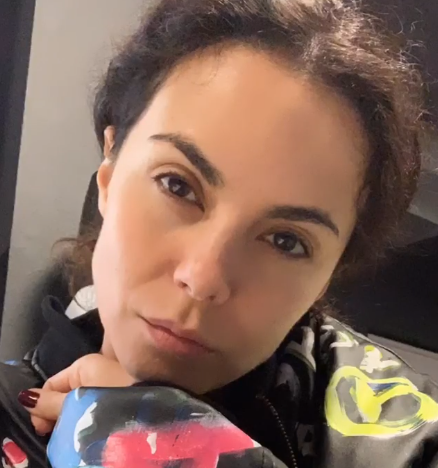 Співачка не соромиться показувати себе без макіяжу / instagram.com/stories/kamenskux