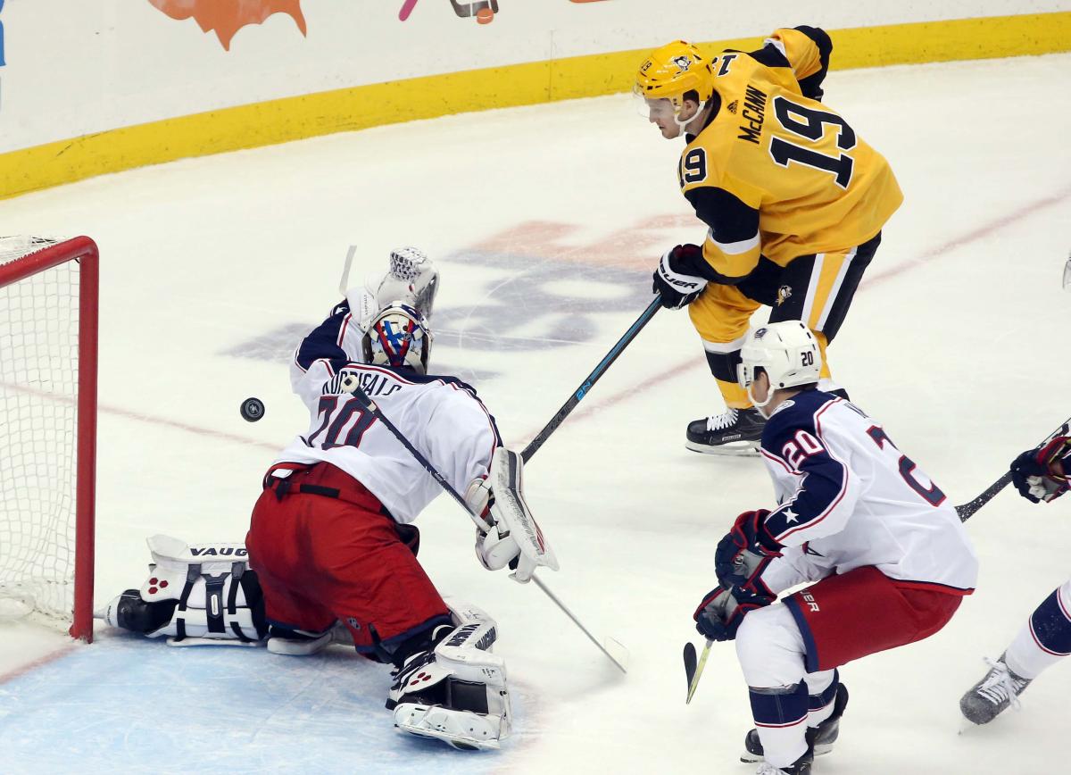 Піттсбург закинув три шайби у ворота Коламбуса в головному матчі дня НХЛ / Reuters