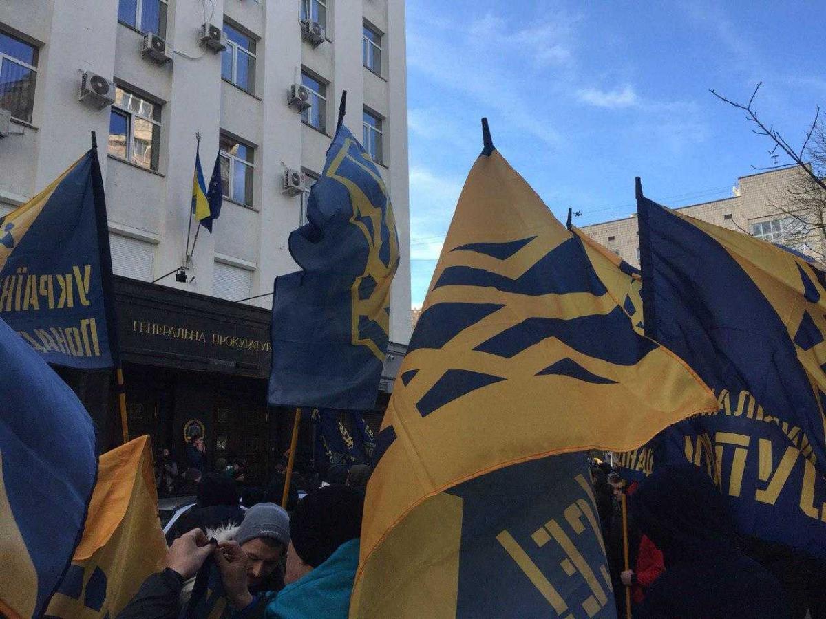 Гладковський збирає «тітушок» для провокацій 9 березня в Києві - Нацкорпус Гладковський збирає «тітушок» для провокацій 9 березня в Києві - Нацкорпус