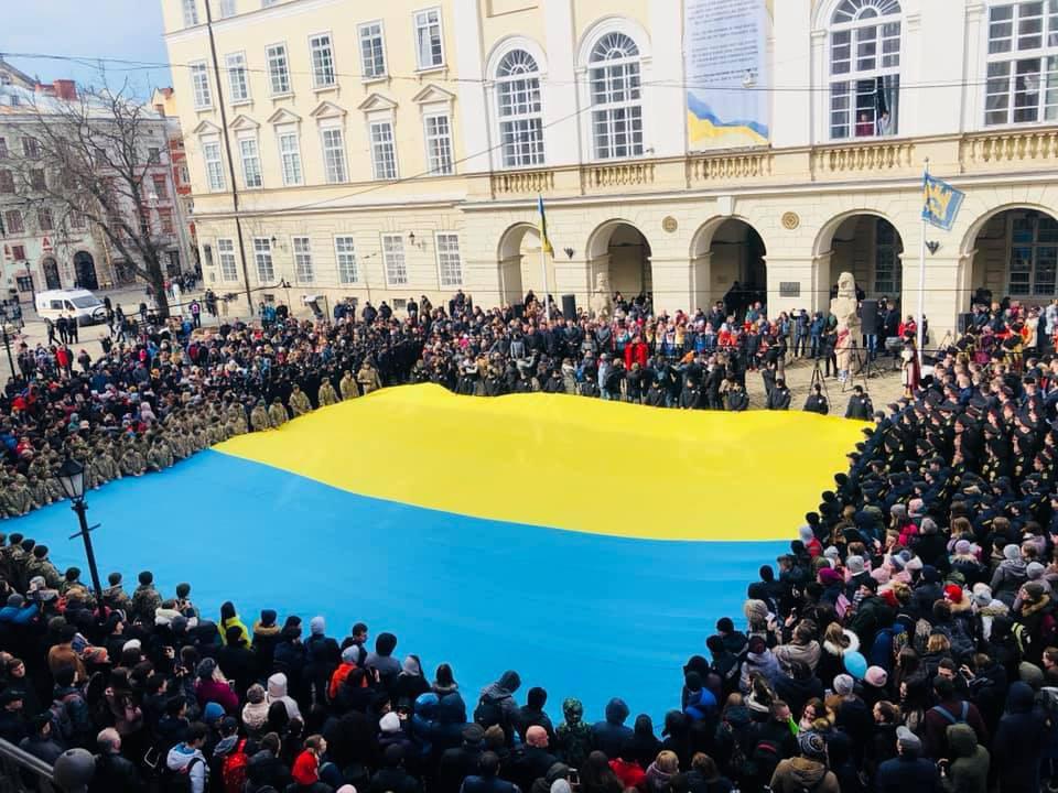 Подію приурочили до 154-ї річниці з дня першого публічного виконання гімну України \ Фото: Наталія Волосацька Подію приурочили до 154-ї річниці з дня першого публічного виконання гімну України \ Фото: Наталія Волосацька