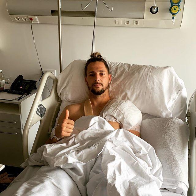 Соль начинает реабилитацию после операции на травмированном плече / instagram.com/frank_sol9 Соль начинает реабилитацию после операции на травмированном плече / instagram.com/frank_sol9