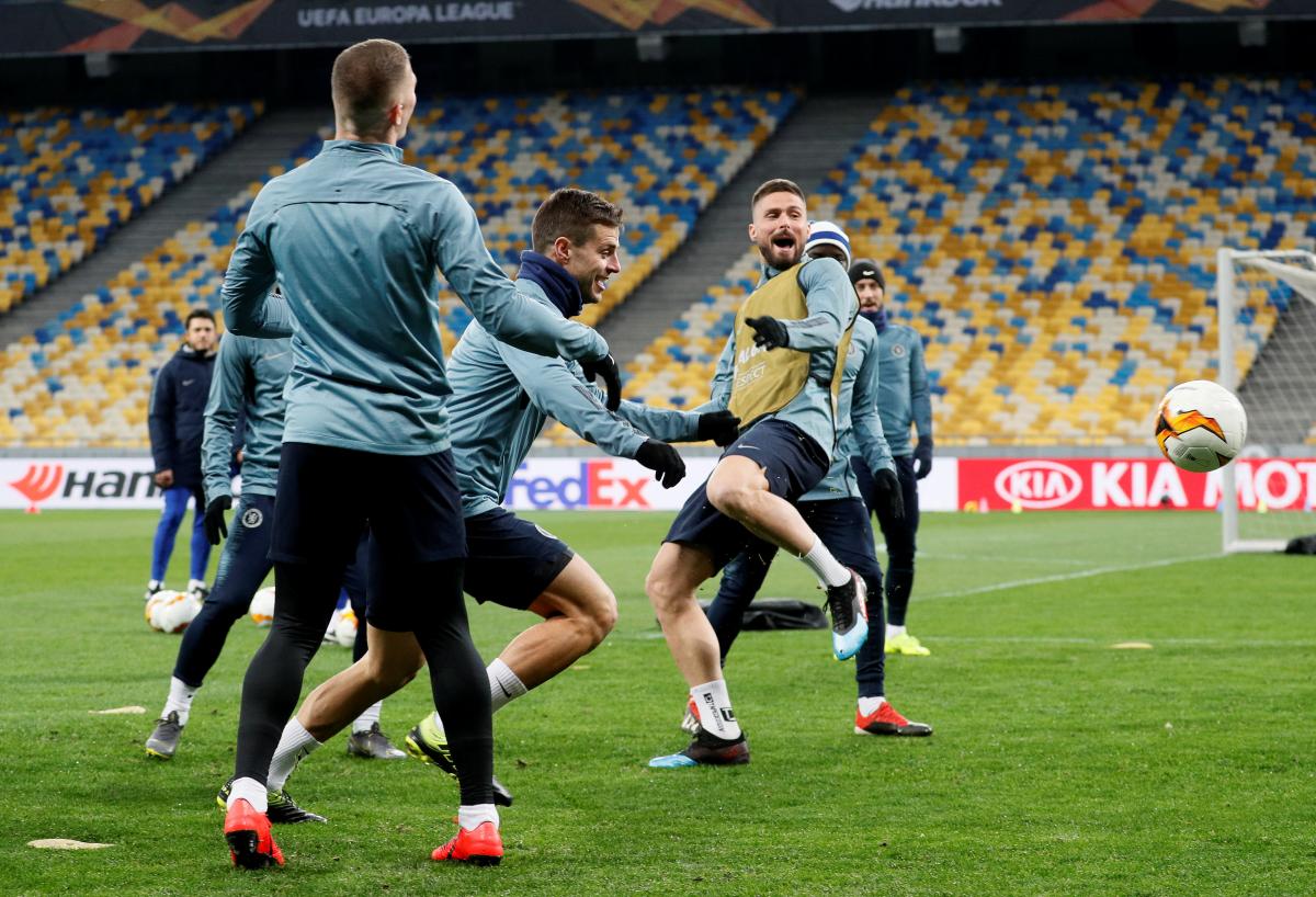 "Челси" на "Олимпийском": в УЕФА заявили, что поле не несет опасности / REUTERS