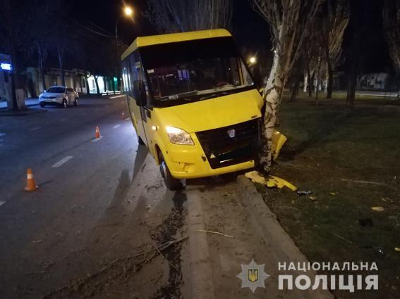 ДТП произошло в районе дома № 55 по проспекту Центральному / фото: пресс-служба полиции области ДТП произошло в районе дома № 55 по проспекту Центральному / фото: пресс-служба полиции области