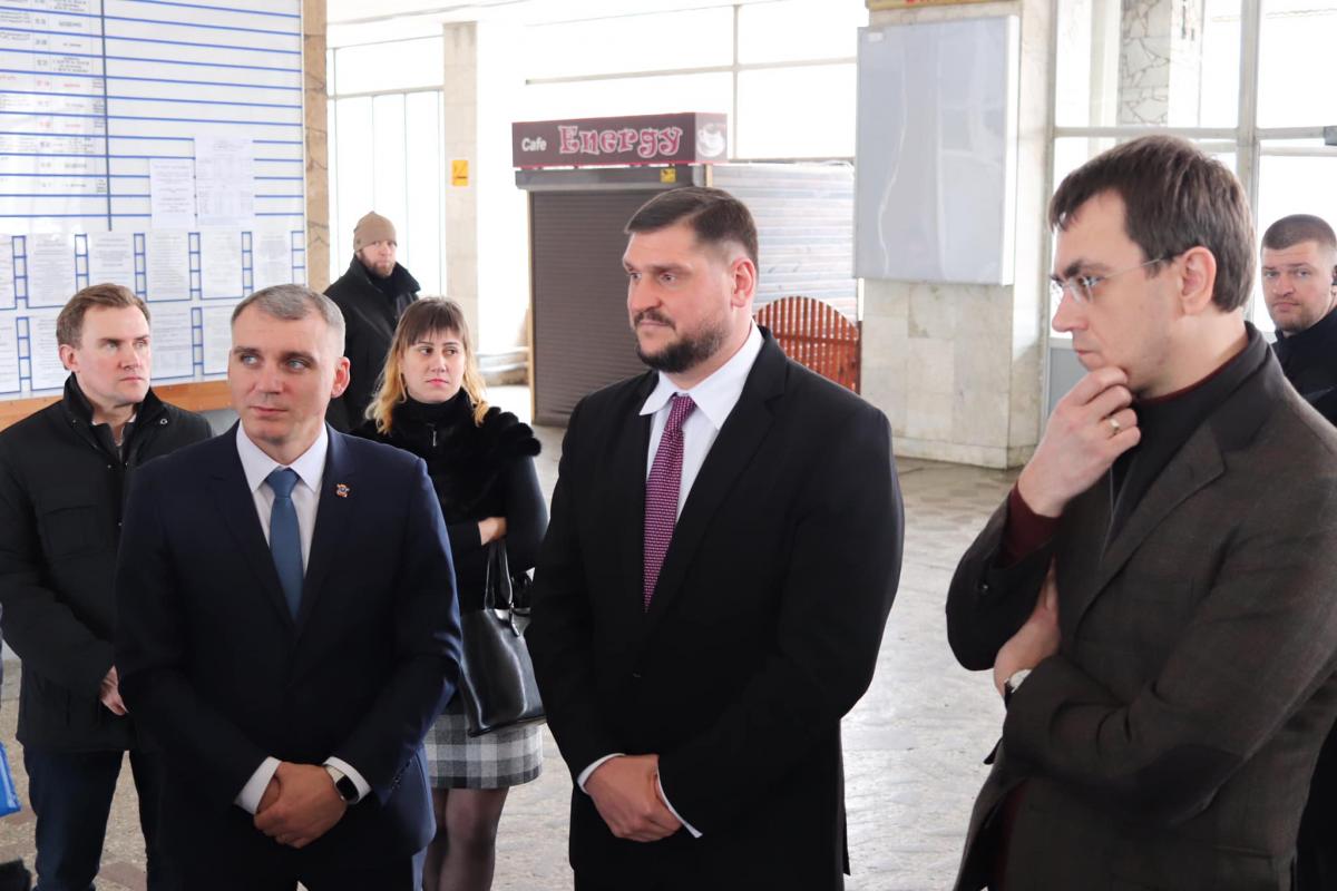 Запуск рейсів до столиці - це планомірний прогрес та розвиток Миколаївського аеропорту - голова Миколаївської ОДА Олексій Савченко Запуск рейсів до столиці - це планомірний прогрес та розвиток Миколаївського аеропорту - голова Миколаївської ОДА Олексій Савченко