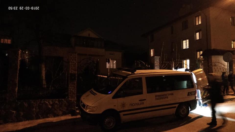 Поліція Львова розслідує жорстоке вбивство двох жінок / фото facebook.com/igor.zinkevych Поліція Львова розслідує жорстоке вбивство двох жінок / фото facebook.com/igor.zinkevych