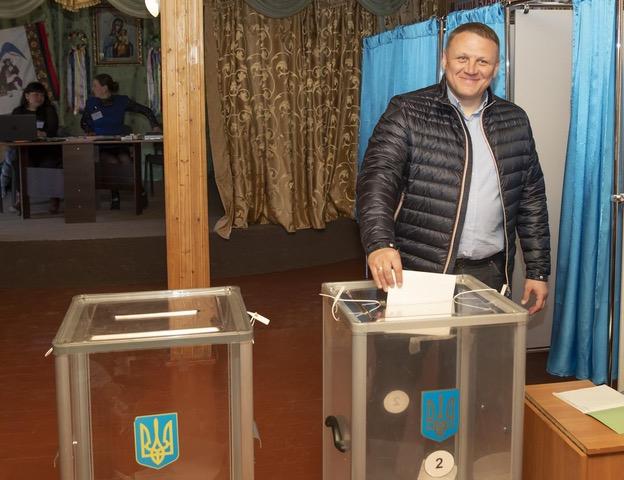 За світле майбутнє без корупції: Олександр Шевченко проголосував на виборах президента За світле майбутнє без корупції: Олександр Шевченко проголосував на виборах президента