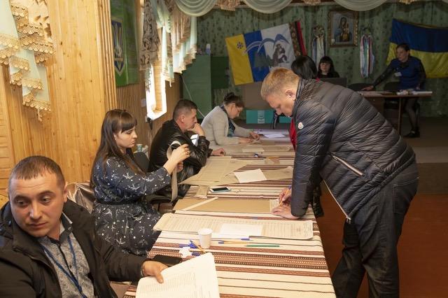 За світле майбутнє без корупції: Олександр Шевченко проголосував на виборах президента За світле майбутнє без корупції: Олександр Шевченко проголосував на виборах президента