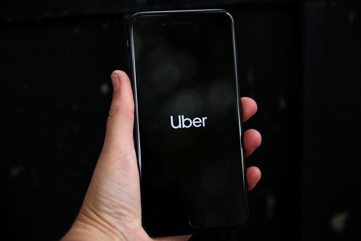 Uber сделает телефоны водителей и пассажиров анонимными | УНИАН