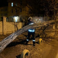 Через негоду в Україні залишаються знеструмленими 537 населених пунктів