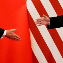 Торговая война США и Китая закончится не раньше апреля - Bloomberg
