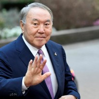 Бессменный президент Казахстана Назарбаев ушел в отставку