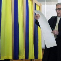 Смена места голосования на украинских выборах осложнена лишними препятствиями – представитель ОБСЕ