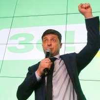 В штабе Зеленского уверяют, что 19 апреля дебаты состоятся