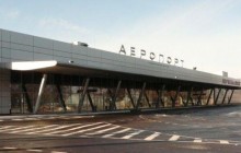 Президент доручив відповідним службам відновити роботу аеропорту в Маріуполі