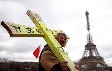 Протести "жовтих жилетів" у Франції: 9 затриманих у Парижі, зіткнення у Нанті (фоторепортаж)