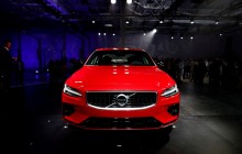 Volvo ограничит скорость на выпускаемых авто до 180 км/ч