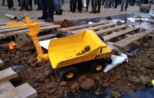 Во Львове устроили акцию протеста из-за плохих дорог (фото, видео)