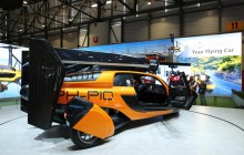 У Женеві показали літаючий автомобіль (фото)