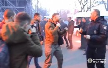 «Прорыв к Порошенко» в Черкассах: активистов Нацкорпуса внесли в список «Миротворца»