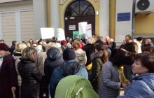В Одессе неизвестные заблокировали собор Рождества Христова для верующих и священников