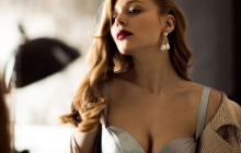 "Молодая тигрица": Тина Кароль в платье за 50 тысяч и в эффектном корсете покорила сеть (фото)