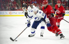 Тампа обыграла Каролину и одержала седьмую подряд победу в НХЛ