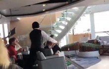 Аварія круїзного лайнера у Норвегії: оприлюднено страшне відео з борту судна