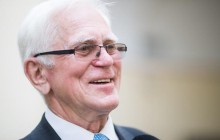 Бывший премьер-министр Эстонии работает гидом в Антарктике