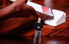Новый iPhone получит реверсивную беспроводную зарядку
