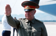 В Литве экс-министра обороны СССР заочно осудили на 10 лет за военные преступления