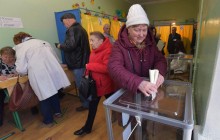 Половина українців очікує на покращення ситуації в країні після президентських виборів