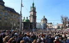 Во Львове 60 тысяч человек приняли участие в Крестном ходе (фото, видео)