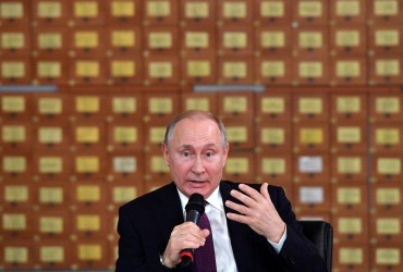 Він ніколи не накладе на себе руки: Піонтковський спрогнозував долю Путіна