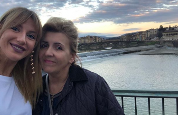 "Схожі!": Леся Нікітюк показала фото з мамою