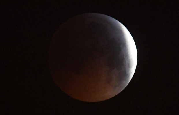 Лунное затмение 16 июля: что можно и нельзя делать, как оно повлияет на знаки Зодиака