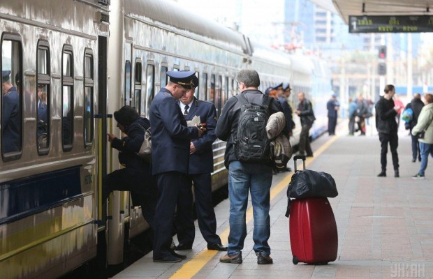 Готуйтеся платити більше: УЗ планує підняти ціни на квитки