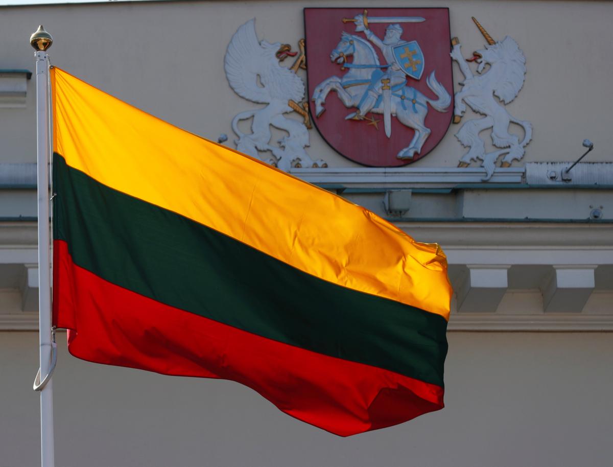 Lithuania will take measures to contain migrants only in case of full support from the EU / Image REUTERS