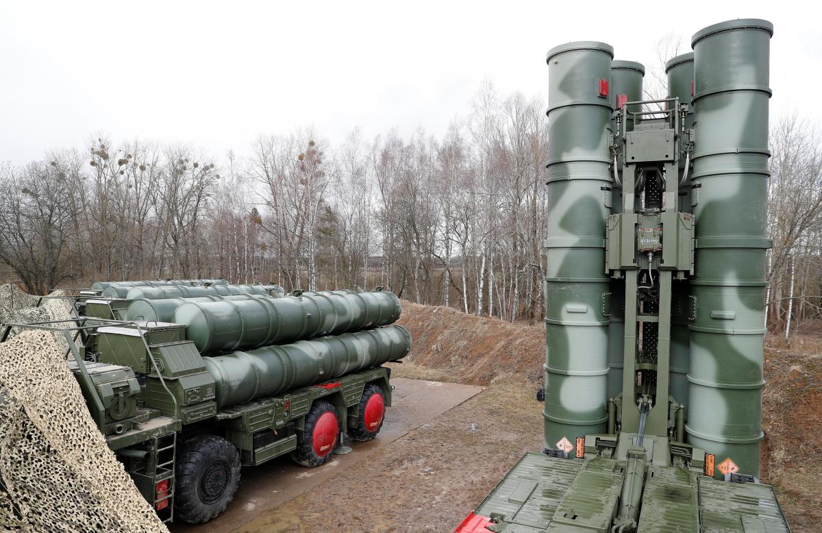 В РФ объявили о создании новой ракеты к ЗРК С-400 / иллюстрация REUTERS