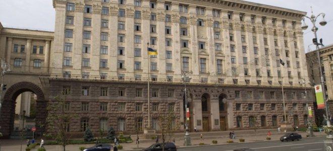 Средства перечислят на карточку киевлянина / фото КГГА Средства перечислят на карточку киевлянина / фото КГГА