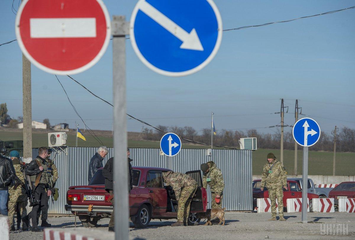 Украина заявила о готовности открыть два новых КПВВ на Донбассе / фото УНИАН