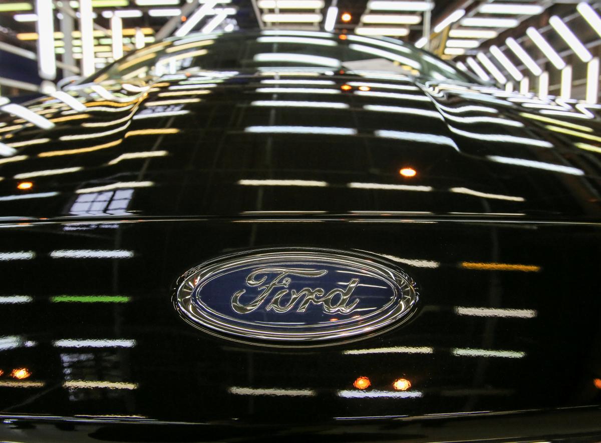 На данный момент Ford стоит больше, чем его конкурент General Motors / Иллюстрация REUTERS
