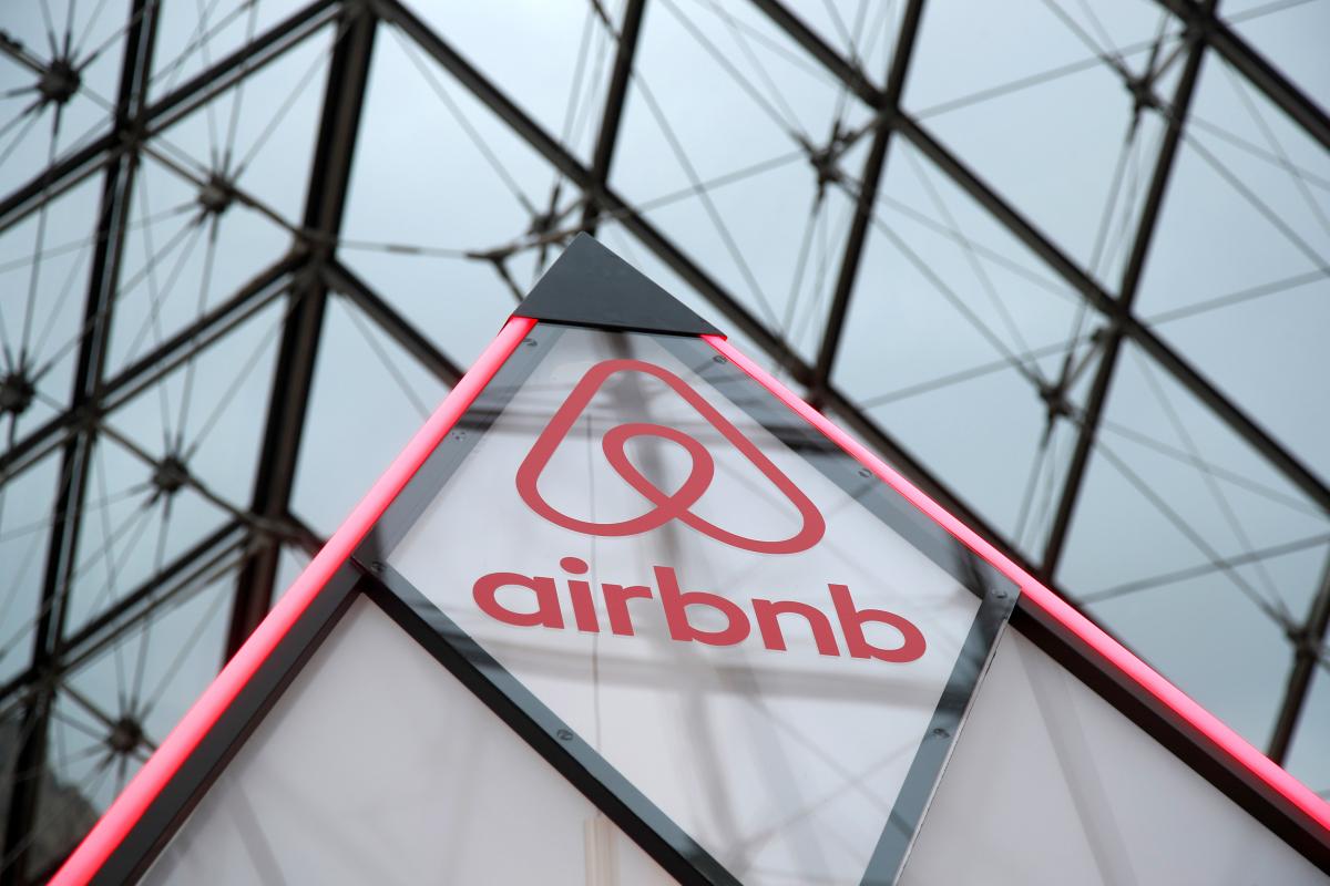Клиентов Airbnb обманули на 7 миллионов долларов / фото REUTERS