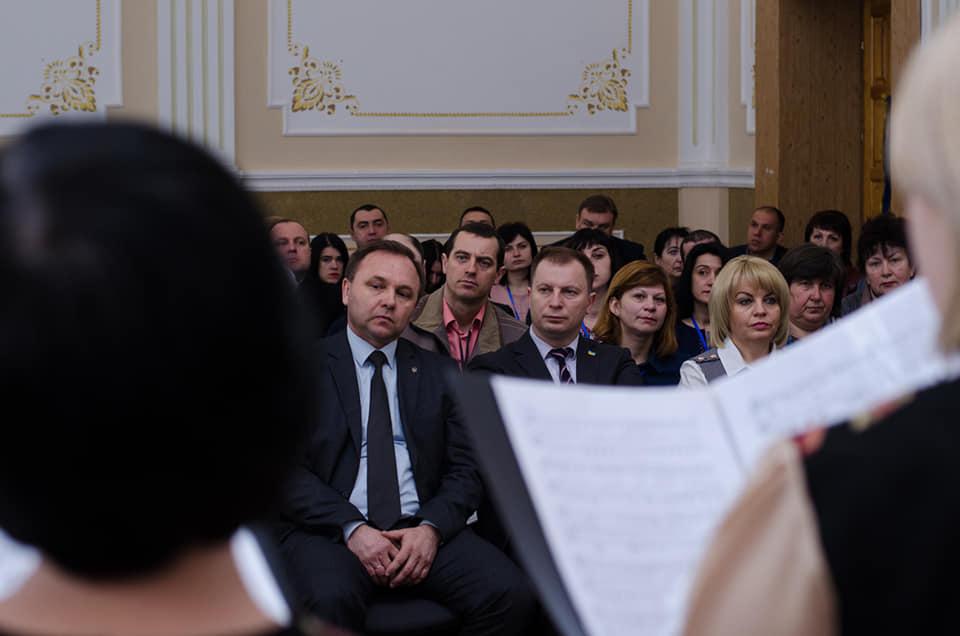 На Тернопільщині провели перший міжрайонний форум сім'ї (фото) На Тернопільщині провели перший міжрайонний форум сім'ї (фото)